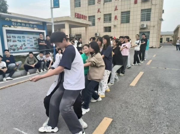 岳陽(yáng)市江南通信職業(yè)技術(shù)學(xué)校有限公司,岳陽(yáng)江南學(xué)校,岳陽(yáng)江南通信學(xué)校,岳陽(yáng)職業(yè)學(xué)校